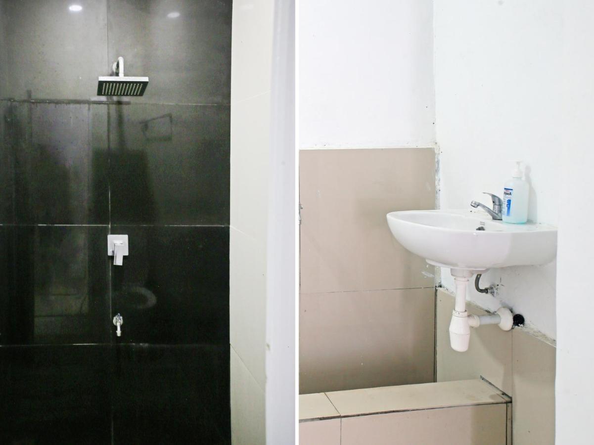 Oyo 90221 Makarim Guest House Syariah Pangkalanbuun Εξωτερικό φωτογραφία